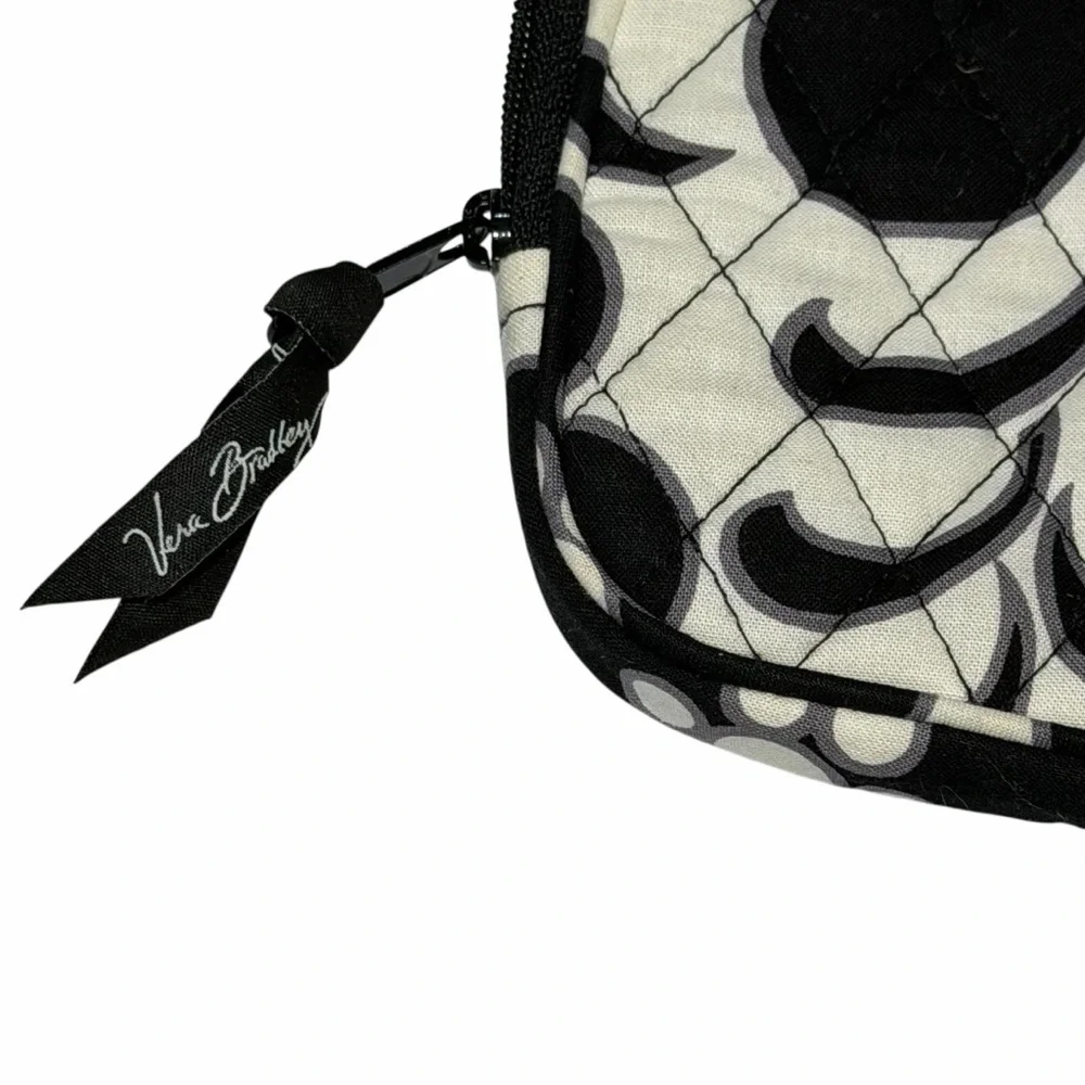 Vera Bradley Black and White Quilted Floral Zip Kindle Sleeve